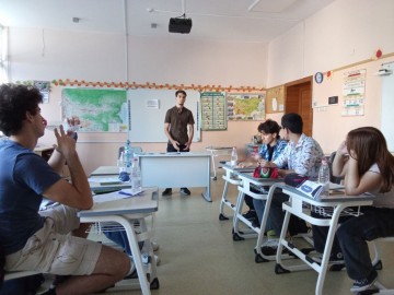 Бургас очаква ученици от цялата страна за национален турнир по дебати