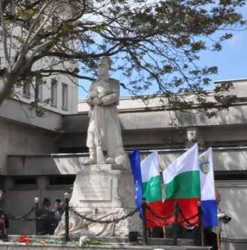 БУРГАС ОТБЕЛЯЗВА ДЕНЯ НА ТРАКИЯ С ОТДАВАНЕ НА ПОЧИТ КЪМ ГЕРОИТЕ
